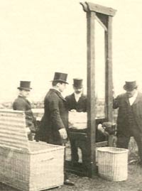 guillotine
