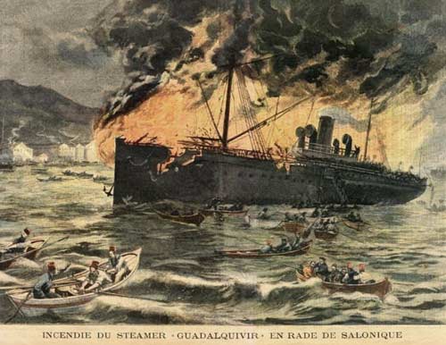 Le bateau Guadalquivir incendié