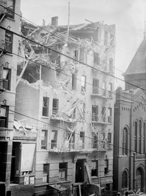 Effet de la bombe de Lexington street NYC le 4 juillet 1914